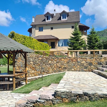 Sofra E Shpatit Hotel Elbasan Eksteriør billede
